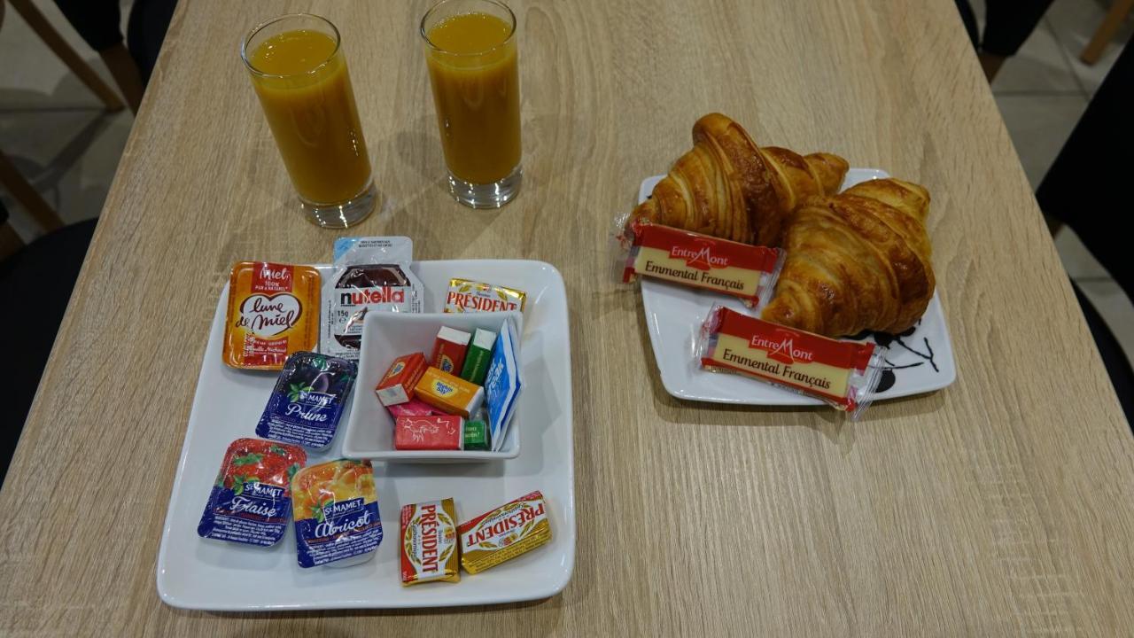 Hotel Au Tropico Juan-les-Pins Zewnętrze zdjęcie